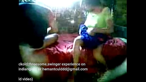 Play MP4 - दोस्त ने वाइफ को प्रेग्नेंट करवाया और छुप के वीडियो बनाई