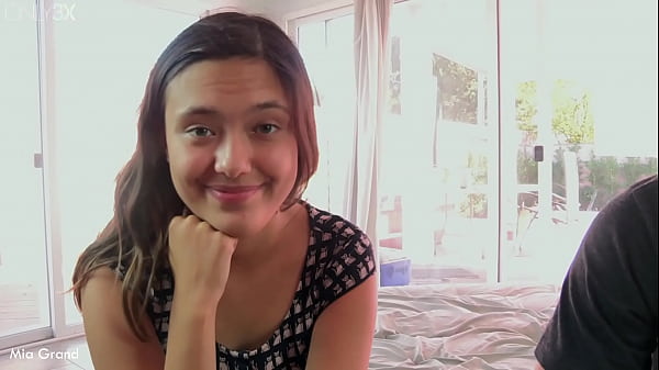 Play MP4 - Cute Mia Grand Debut in Porn