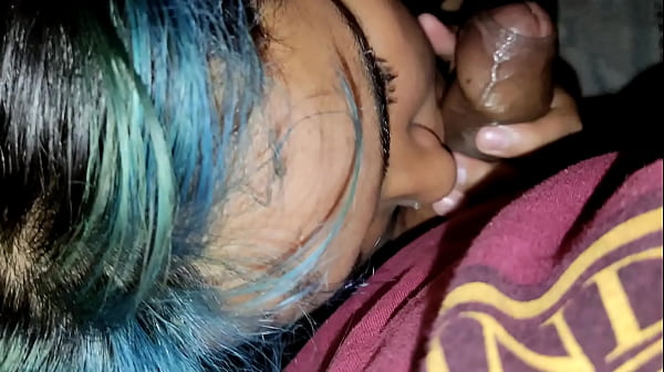 Hermanastra puta la descubri en tinder,me vas a pagar si no_querés que cuente_nada putita de mierda