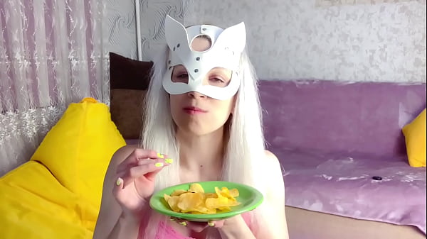 Mia's mimi giantess mouth tour 