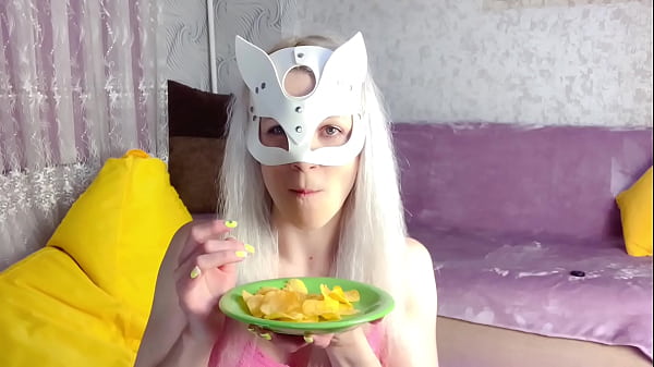 Mia's mimi giantess mouth tour 