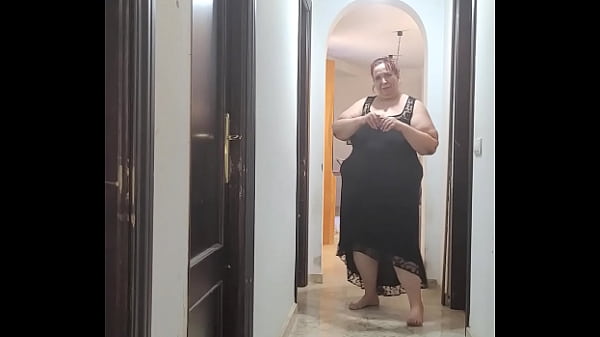 Play MP4 - Coolmarina&period; Fregona f&oacute;llame&period; Luego limpio lo que he meado en el suelo