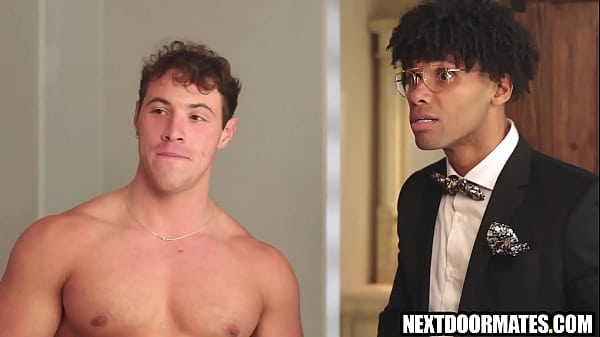 Black realtor is going to do anything to sign a deal | interracial threesome 