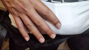 Yuri Ga&uacute;cho - Urso Brasileiro Mega Dotado Macetando O Pau - Gozada Farta Do Macho Leitador thumbnail