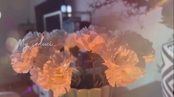 Nonton My Seducive Hungry Flower Nicole Love - Waiting For The Rain thumbnail