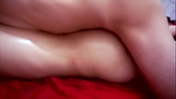 My girlfriend's anus is so tight that she won't let_me put it in