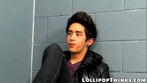 Play MP4 - Tall and skinny Tyler Bolt hard anal fucks gay Jason