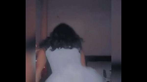 Nonton La Chica Que Te Complace thumbnail