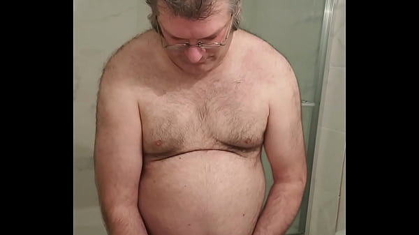 Play MP4 - Nude Martin Lavall&eacute;e mastubates&comma; ejaculates and eats his sperm with his 10 inch dildo