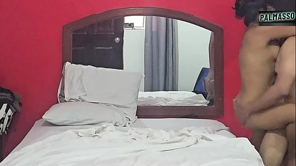 Play MP4 - Video real casero&colon; chaparrita ninf&oacute;mana multiorg&aacute;smica con antifaz es cogida sin cond&oacute;n por joven cachondo&comma; &iexcl;ricos gemidos&excl; Finalmente le acaba adentro&period;