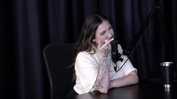 Sempre gostou de enviar nudes chamou o professor pra um menage e a situa&ccedil;&atilde;o bizarra que passou na favela debora esteves watch sheer red