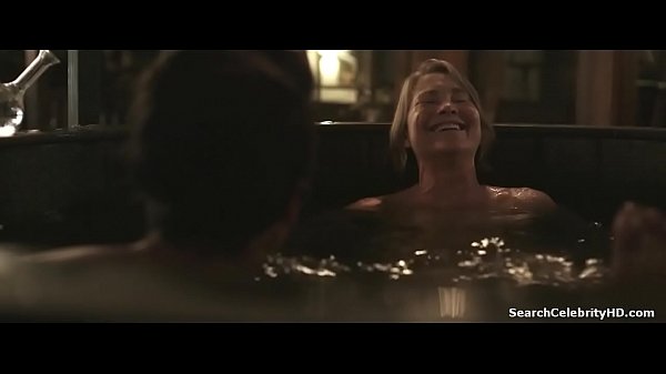 Gaby Hoffmann Cherry Jones in Transparent2014 2015