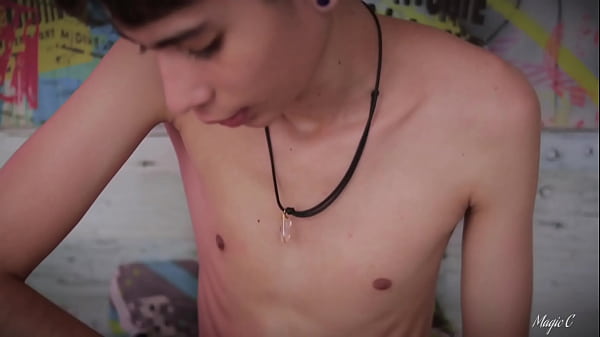 Mike Torres Sucking Big Dick Skinny Twink Magic C Until He Cums On His Tongue 