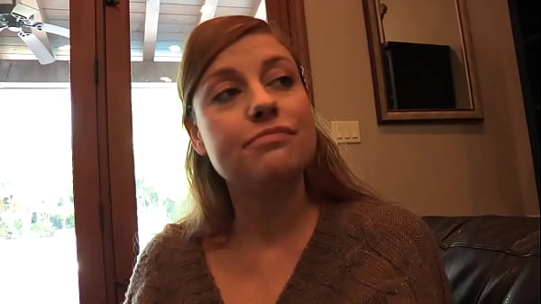 Sovereign syre gets fisted by elle alexandra