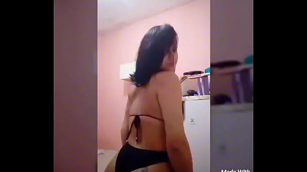 ⋆ Tgata sensualizando com a m&uacute;sica 