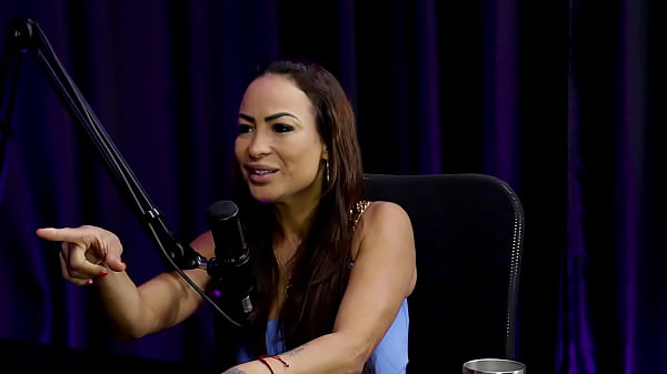 Nonton Loira Tem A Buceta Usada Vibrador Ap&oacute;s A Convidada Dizer Que A Mulher Que Manda Na Casa De Swing, E Dizer Como Goza Mais F&aacute;cil - Belinha Baracho (watch On: Sheer/red) thumbnail