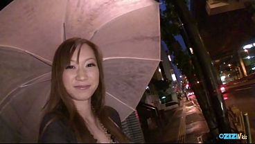 Nonton A Promise Of Ejaculation Has Her Vigorously Stimulating Her Genitalia. thumbnail