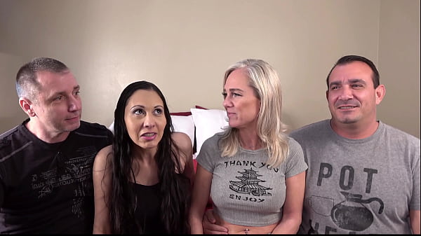 Play MP4 - Desperate Amateurs Bunny Sabrina and Babyanne get their tight pussies banged hard