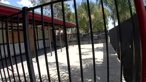 Rhianna Ryan Has Some Black Adventures 