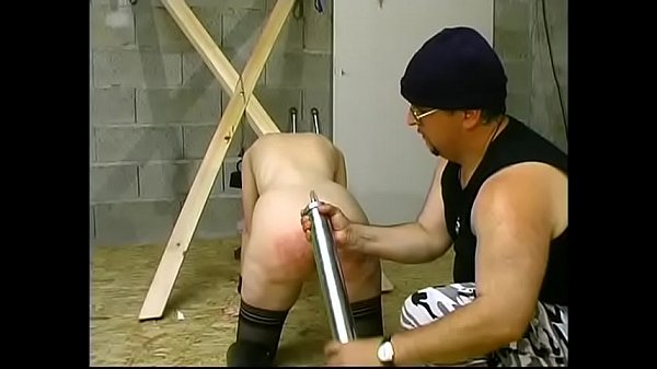 Play MP4 - Crux Ass Whipping