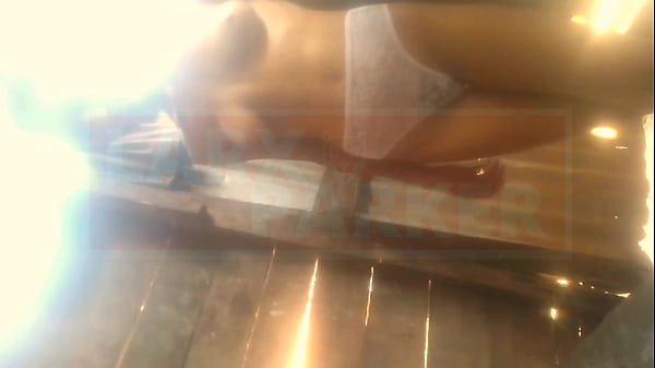 Play MP4 - Kassandra hermosa se&ntilde;orita nos baila y muestra todo su bonito cuerpo para los fans