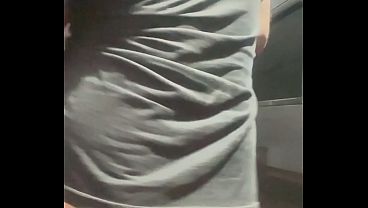 Dan&ccedil_ando peladinho de camiseta
