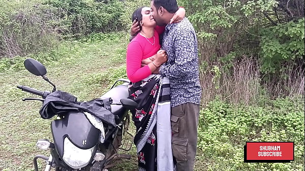 Desi Horny_Kavita fuck in jungle