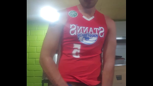 Play MP4 - Big dick  lat&iacute;n men