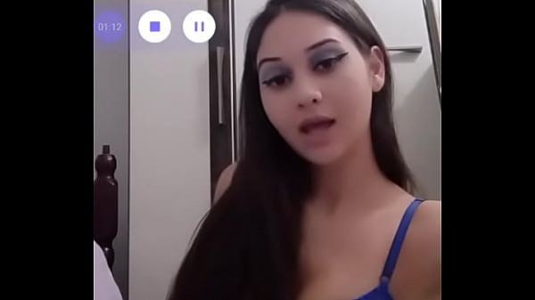 novinha rebolando araba