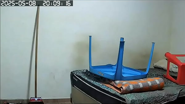 Play MP4 - FLAGRA DE VIZINHA PEITUDA GORDINHA E GOSTOSA SENDO FILMADA PELADA ARRUMANDO A CASA