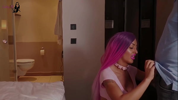 Play MP4 - The sweet girl has sex before going to a photoshoot