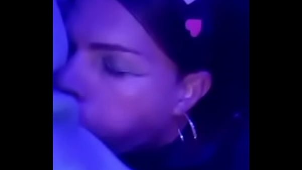 Brenda Pavanelli Cdzinha Putinha do Banheiro 