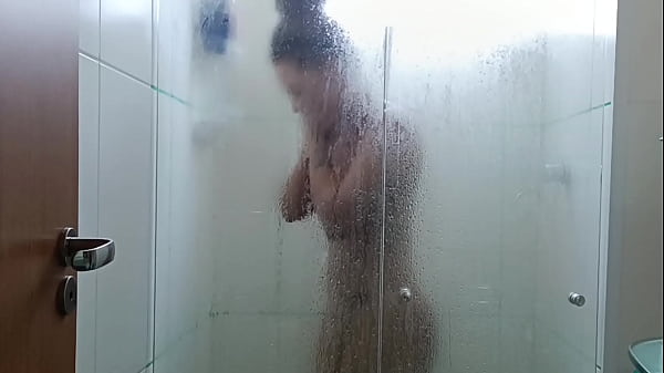 Nonton Fudendo E Gozando Dentro Da Morena Tomando Banho thumbnail