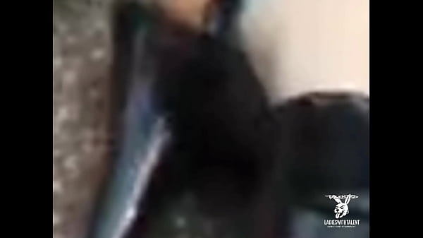 Puerto Rican Sexy Fashion Model thumbnail