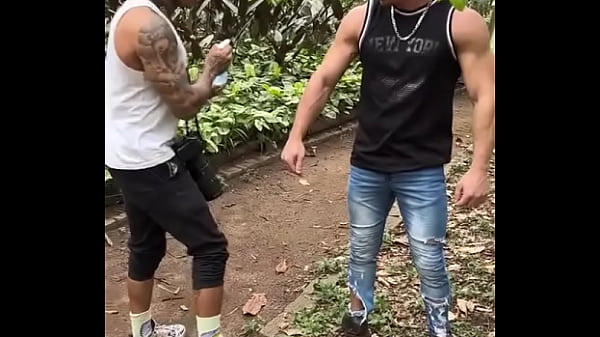 Trabalho dificil esse de lubrificar os modelos daniloalemao69 