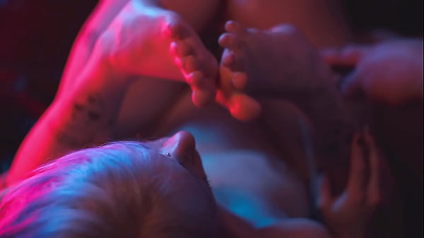 Girls want feet and pussy not cock