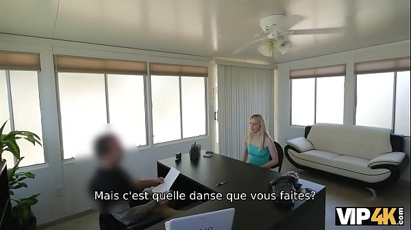 Vip4k la danseuse de strip tease ne peut pas payer le loyer alors pourquoi vient elle baiser