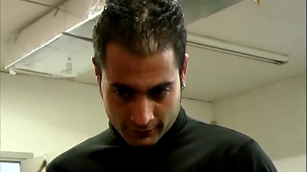 Play MP4 - Isis una ama de casa muy lanzada  fue a un casting he hizo dos&period;&period;&period;&period;