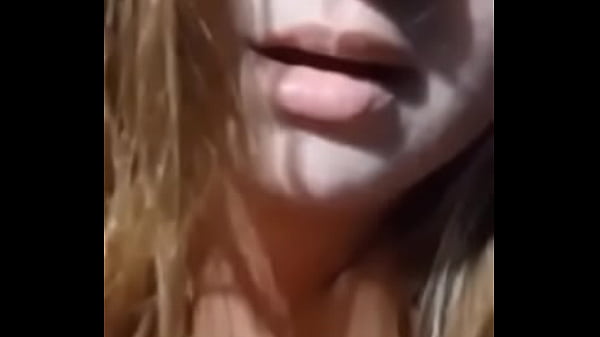 Play MP4 - Eu falando pro meu corno que meu ex me comia at&eacute; desmaiar