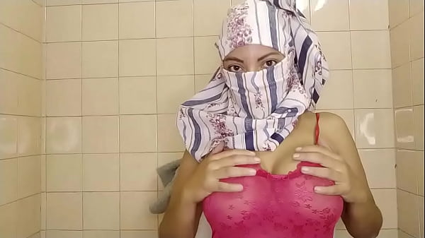 Play MP4 - Muslim Arab Big Tits Stepmom MILF Masturbates Fat SQUIRT Pussy In Niqab And Shows Big Muslim Tits In Niqabi And Hijab