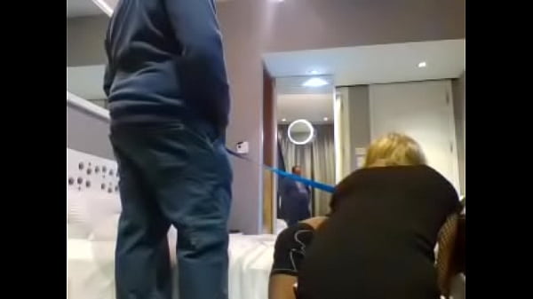 Play MP4 - Tiffany Snowbunny Threesome