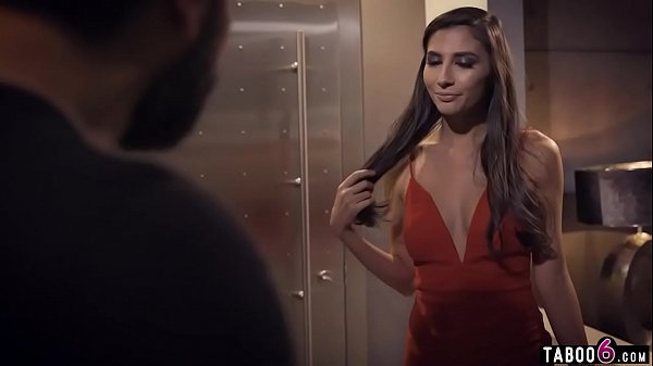 sucksand fucks freakclient_next to_his wife