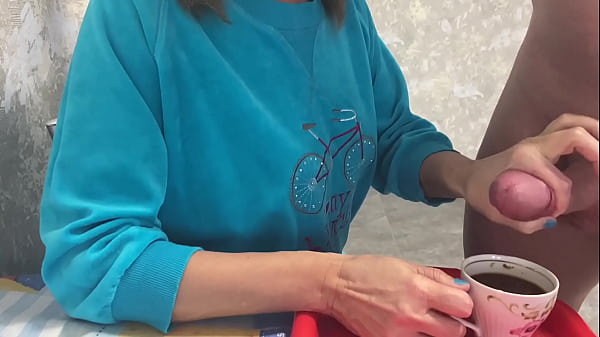 Play MP4 - Stepmom drinks coffee with stepson's sperm massive cumshot taboo fetish