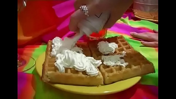 Nonton Hottie Rides A Hung Chap Until They Both Need To Orgasm thumbnail