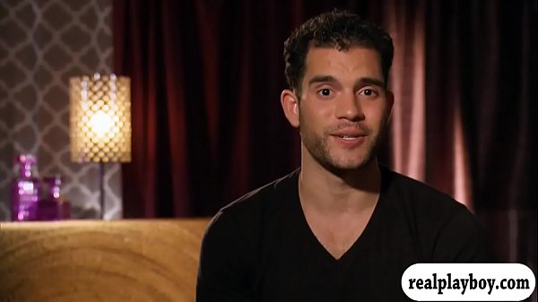 Swingers swap_partners and have groupsex in Playboy mansion