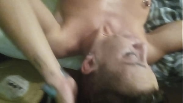 Play MP4 - Krizia tzunami lo succhia per bene e si fa scopate nel culo