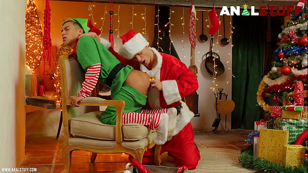 Elf Gets Fucked In The Ass By Santa! thumbnail