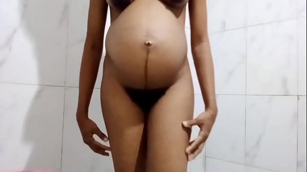 Pregnant Stepmom wants to test her limits while bathing