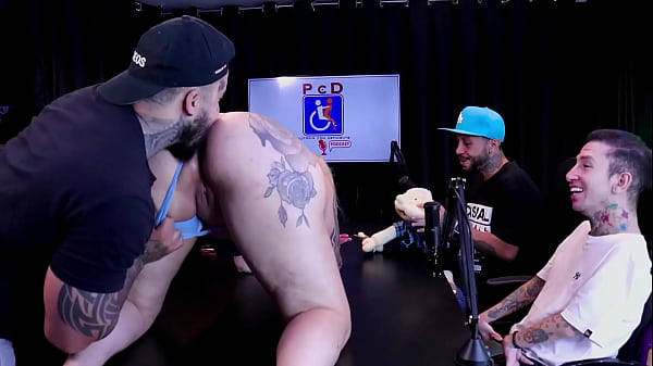 Loira Safada Sobe De 4 Na Mesa E Tem A Buceta Chupada - Casal Dna (watch On: Sheer/red) thumbnail