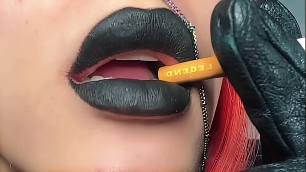 TS Mistress of Smoke: Hypnotic Lip Close-Ups & Explicit Talk 